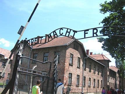 U Hrvatskoj se krije čuvar iz Aušvica U Hrvatskoj se krije čuvar iz Aušvica