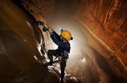 Najveća pećina na svijetu priprema se za prve turiste Najveća pećina na svijetu priprema se za prve turiste