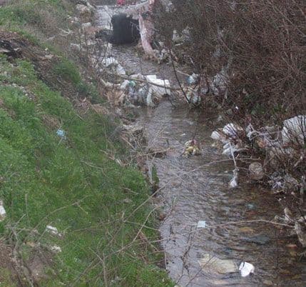 Počela akcija čišćenja korita potoka Savinica Počela akcija čišćenja korita potoka Savinica