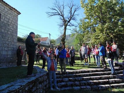 VIDEO, FOTO: Od Njegoševe rodne kuće do Mauzoleja uz stihove “Luče” VIDEO, FOTO: Od Njegoševe rodne kuće do Mauzoleja uz stihove “Luče”