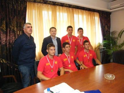 Rađenović primio petoricu budvanskih reprezentativaca(VIDEO) Rađenović primio petoricu budvanskih reprezentativaca(VIDEO)