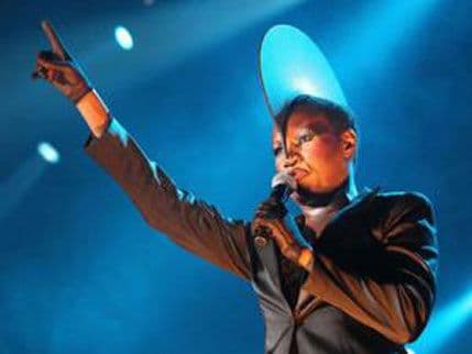 Grejs Džons ipak piše memoare Grejs Džons ipak piše memoare