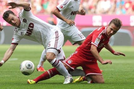 Gece uskoro na terenu Gece uskoro na terenu