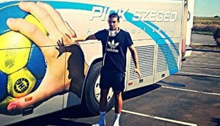 Lasica mjesec dana van terena Lasica mjesec dana van terena