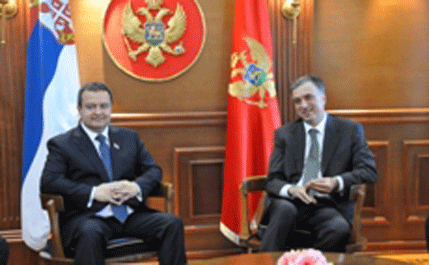 Vujanović i Dačić: Unaprijediti ekonomsku saradnju CG i Srbije Vujanović i Dačić: Unaprijediti ekonomsku saradnju CG i Srbije