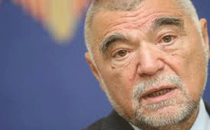 Mesić: Nepotrebno je da Vivijan Reding pokazuje mišiće prema Hrvatskoj Mesić: Nepotrebno je da Vivijan Reding pokazuje mišiće prema Hrvatskoj