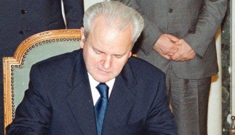 Biblioteka Klinton: CIA bila šokirana pasivnošću Miloševića tokom "Oluje" Biblioteka Klinton: CIA bila šokirana pasivnošću Miloševića tokom "Oluje"