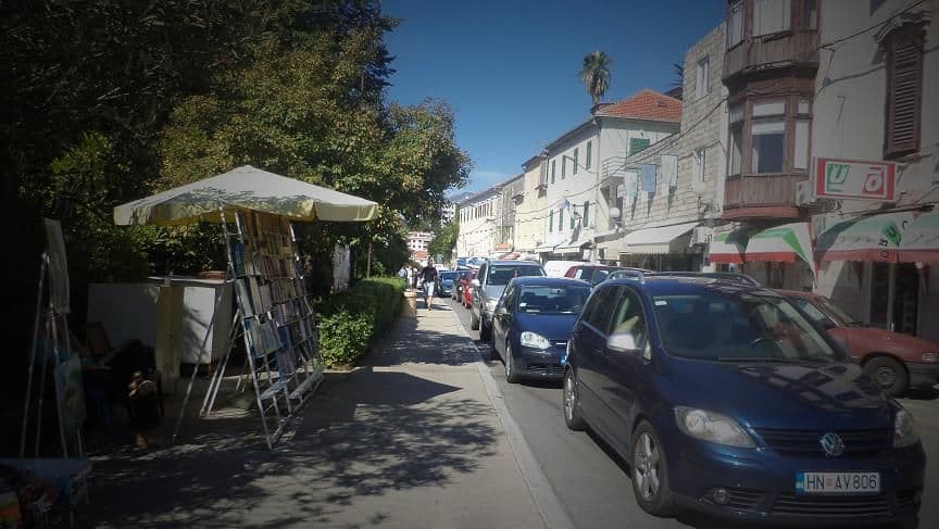 Sudar autobusa i džipa zaustavio saobraćaj kroz HN Sudar autobusa i džipa zaustavio saobraćaj kroz HN