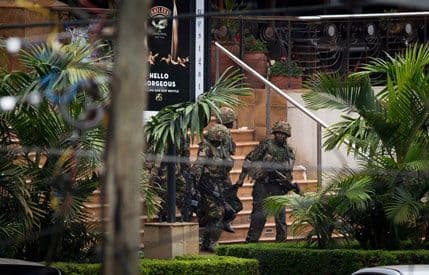 Kenija: Vojska krenula u akciju spašavanja talaca Kenija: Vojska krenula u akciju spašavanja talaca