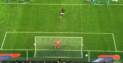 VIDEO: Prvi promašen penal Balotelija u karijeri VIDEO: Prvi promašen penal Balotelija u karijeri