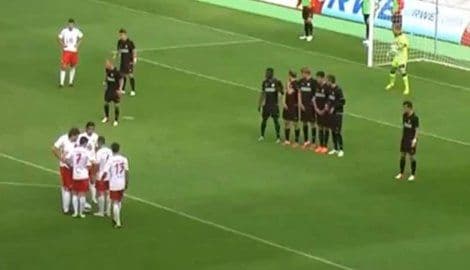 VIDEO: Slobodnjak koji je totalno zbunio rivala!  VIDEO: Slobodnjak koji je totalno zbunio rivala!