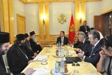 Vujanović Amfilohiju: Država će maksimalno pomoći Vujanović Amfilohiju: Država će maksimalno pomoći