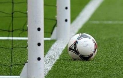 VIDEO: Sudiju čuvala policija od bijesnih navijača Elčea VIDEO: Sudiju čuvala policija od bijesnih navijača Elčea