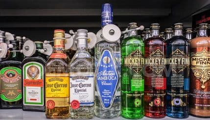 Godišnja potrošnja alkohola po glavi stanovnika 13 litara Godišnja potrošnja alkohola po glavi stanovnika 13 litara