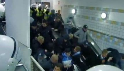 VIDEO: Šveđani riješili problem sa navijačima VIDEO: Šveđani riješili problem sa navijačima