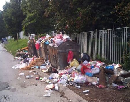 Na ulicama Berana 350 tona smeća Na ulicama Berana 350 tona smeća