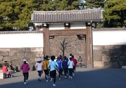 Japanski džogeri upozoreni da budu pristojniji Japanski džogeri upozoreni da budu pristojniji