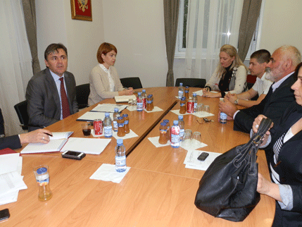 Država spremna da pomogne Alboni Država spremna da pomogne Alboni