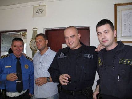 Bar: Pokloni i donacije uoči Dana bezbjednosti Bar: Pokloni i donacije uoči Dana bezbjednosti