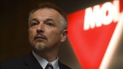 Crvena Interpolova potjernica za direktora MOL-a zbog mita Crvena Interpolova potjernica za direktora MOL-a zbog mita