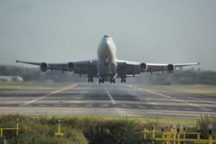 Dinamov avion prinudno sletio u Ljubljani Dinamov avion prinudno sletio u Ljubljani