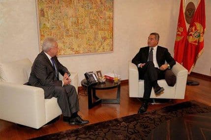 Đukanović primio novoimenovanog ambasadora Velike Britanije Đukanović primio novoimenovanog ambasadora Velike Britanije