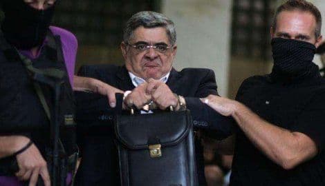 Grčka: Lider desničara iz Zlatne zore ostaje u pritvoru Grčka: Lider desničara iz Zlatne zore ostaje u pritvoru