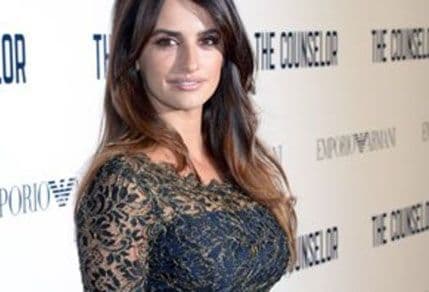 Vatrena Španjolka mamila poglede na premijeri Vatrena Španjolka mamila poglede na premijeri