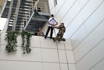 Vojnici predstavili ekstremne sportove u Mall of Montenegro Vojnici predstavili ekstremne sportove u Mall of Montenegro