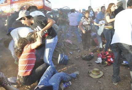 Na egzibiciji u Meksiku poginulo najmanje osam gledalaca Na egzibiciji u Meksiku poginulo najmanje osam gledalaca