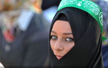 TURSKA: Ukinuta zabrana nošenja vela u državnim institucijama TURSKA: Ukinuta zabrana nošenja vela u državnim institucijama