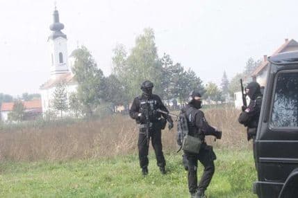 Drama u okolini Loznice: Policajac otmičar izvršio samoubistvo Drama u okolini Loznice: Policajac otmičar izvršio samoubistvo