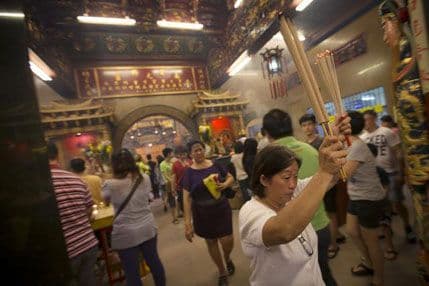 Kinezi za nedelju dana potrošili 142 milijarde dolara Kinezi za nedelju dana potrošili 142 milijarde dolara