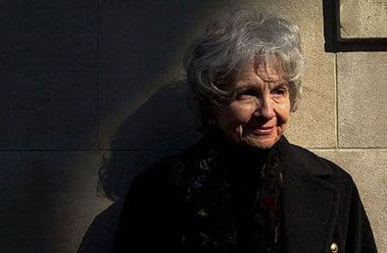 Nobelova nagrada za "majstora kratke priče" Alis Manro Nobelova nagrada za "majstora kratke priče" Alis Manro