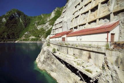 EPCG: Elektrane u Crnoj Gori proizvele 41,4 odsto više struje od plana EPCG: Elektrane u Crnoj Gori proizvele 41,4 odsto više struje od plana