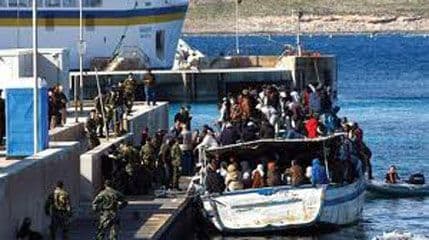 Nova tragedija kod Lampeduze: Stradalo 50 emigranata Nova tragedija kod Lampeduze: Stradalo 50 emigranata