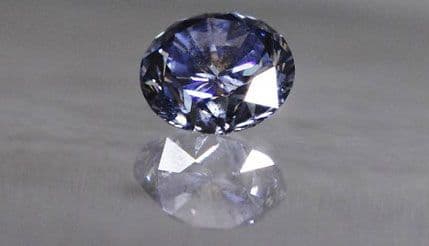 Prodata dva rijetka dijamanta za 12 miliona dolara Prodata dva rijetka dijamanta za 12 miliona dolara