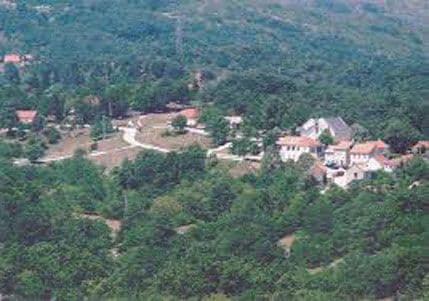 Troje povrijeđenih u udesu na putu Nikšić- Vilusi Troje povrijeđenih u udesu na putu Nikšić- Vilusi