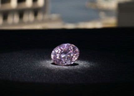 Rekordne cijene ružičastih dijamanata Rekordne cijene ružičastih dijamanata