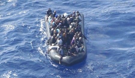 Spašeno 300 migranata kod Lampeduze Spašeno 300 migranata kod Lampeduze