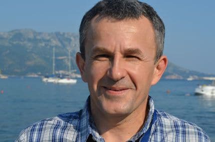 Profesori i Univerzitet moraju biti autonomni Profesori i Univerzitet moraju biti autonomni