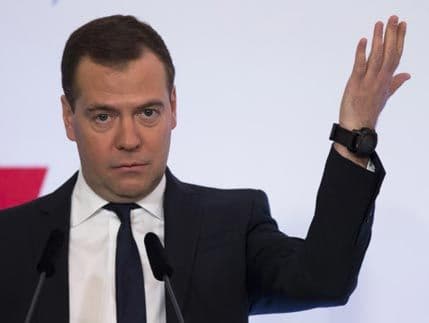 Medvedev: Ne vidim korist od EU Medvedev: Ne vidim korist od EU