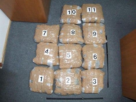 Zečevići uhapšeni zbog krijumčarenja skanka Zečevići uhapšeni zbog krijumčarenja skanka