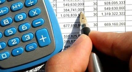 Na bijeloj listi Jugopetrol, Filip Moris, Trebjesa, Voli i Merkator Na bijeloj listi Jugopetrol, Filip Moris, Trebjesa, Voli i Merkator