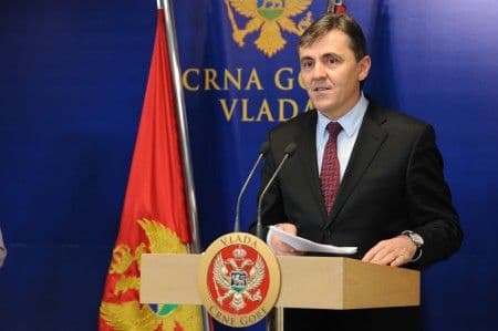 ŽUGIĆ: Nema rasta plata, dok je munus u budžetu ŽUGIĆ: Nema rasta plata, dok je munus u budžetu