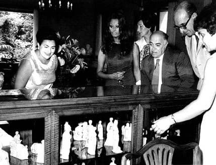 Život Jovanke Broz u slikama Život Jovanke Broz u slikama