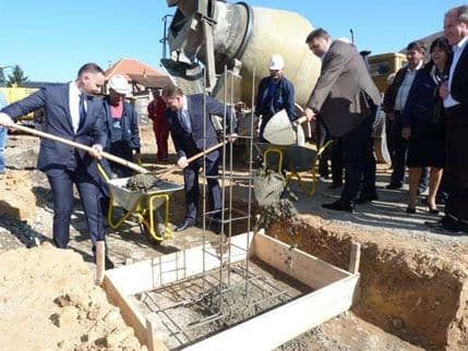 Bijelo Polje: Postavljen kamen temeljac za novi vrtić Bijelo Polje: Postavljen kamen temeljac za novi vrtić