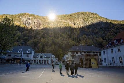 Norvežani donijeli sunce u svoj grad Norvežani donijeli sunce u svoj grad