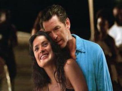 Salma Hajek i Pirs Brosnan snimaju romantičnu komediju Salma Hajek i Pirs Brosnan snimaju romantičnu komediju