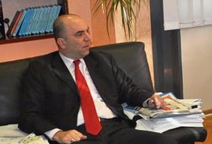 Kavarić: Krediti i finansijski doprinos od 13 miliona za rekonstrukciju škola Kavarić: Krediti i finansijski doprinos od 13 miliona za rekonstrukciju škola